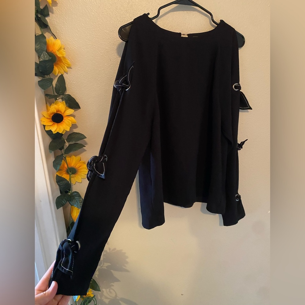 Women's Black Long-Sleeve Cold-Shoulder Top with Bow Details